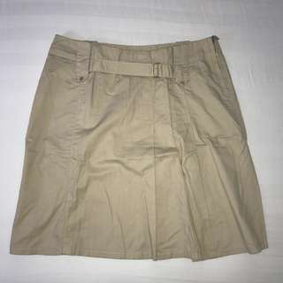 (Category: ) located in . Submitted by cams.closet (Listing ID 132397085, Image 1). Description: .