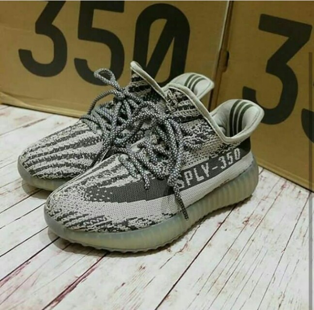 Adidas Yezzy, Fesyen Wanita, Sepatu di Carousell