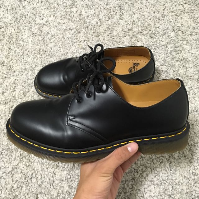 Dr martens 1461 3-eye gibson flat shoes sales