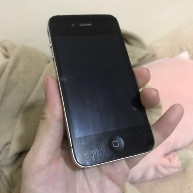 iPhone 5 and iPhone 4 for only php 5,999 (Category: Others) located in Pasig City. Submitted by angelasandigan (Listing ID 149936344, Image 3). Description: For sale!!! 2 iPhones for only 5,999. Pm me for more info iPhone 5 - black - 32gb iPhone 4 - black - 32gb Rfs: spare phone nalang, wala nang gumagamit .