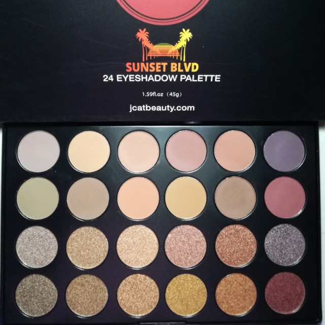 Onhand Jcat 24 Eyeshadow Palette Health Beauty Makeup On Carousell
