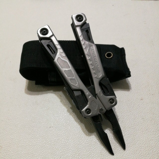 Leatherman OHT multitool, Sports Equipment, Hiking & Camping on Carousell