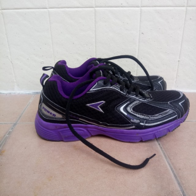 kasut sport power