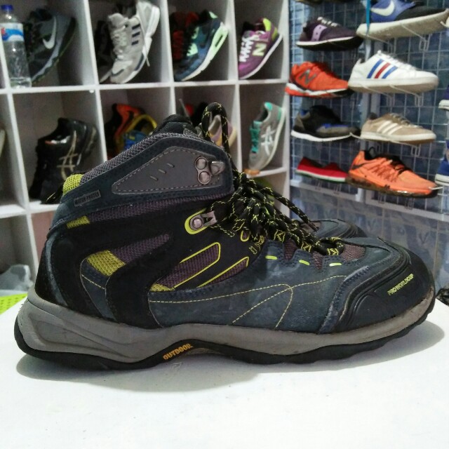 Sepatu Hiking Gunung Pro Wordcup Fesyen Pria Sepatu Di Carousell