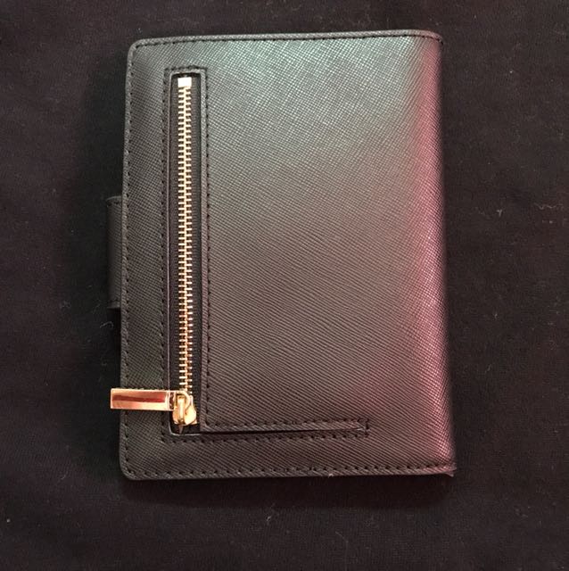 Tory Burch Passport Case with coins compartment, Luxury, Accessories on