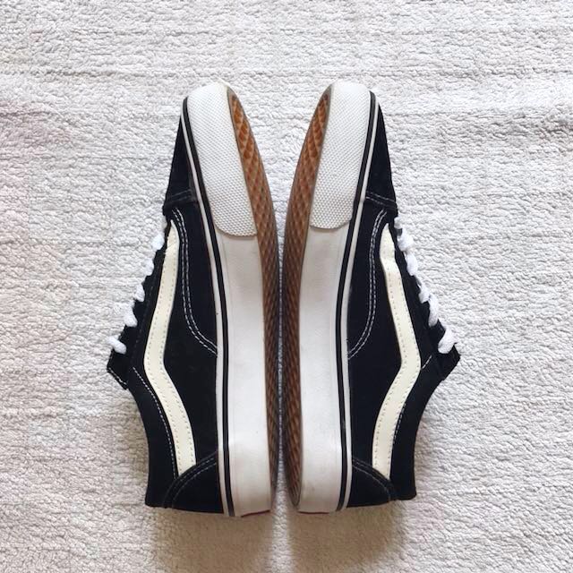 All black vans shop white stripe
