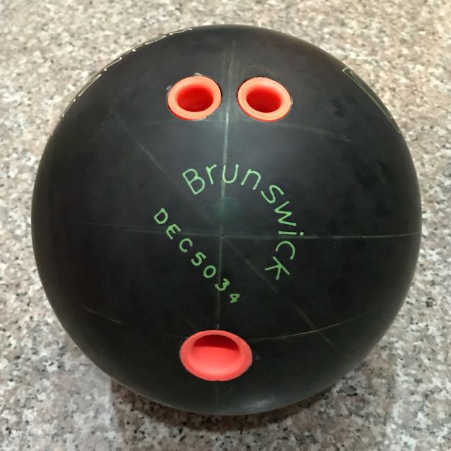 Brunswick Phantom Blue Bowling Ball, Sports Equipment, Sports & Games, Billiards & Bowling on