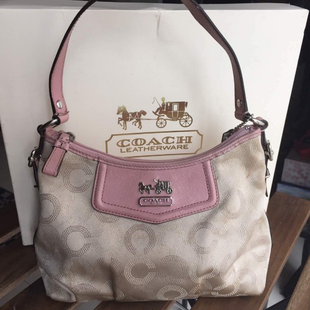 coach leatherware purse