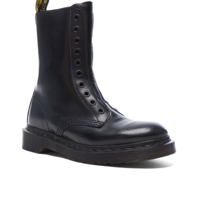 dr martens x vetements