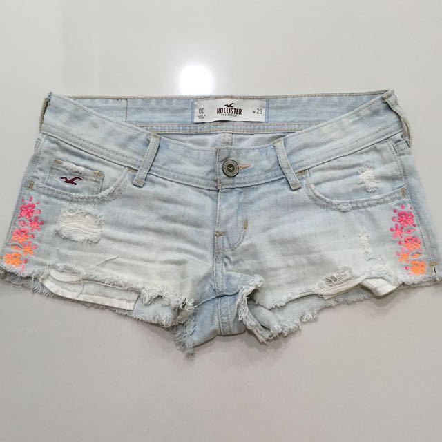 Hollister Mini Jeans Shorts Floral Embroidered Light Blue Size 00 Women s Fashion Bottoms Other Bottoms on Carousell
