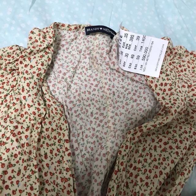 🍃NWT Brandy Melville Yellow Floral robbie dress, Women's Fashion, Tops,  Sleeveless on Carousell