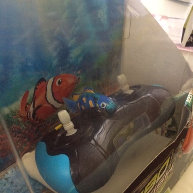 Robo fish (Category: Infant Playtime) located in Cavite. Submitted by tessv0914 (Listing ID 150272739, Image 3). Description: Robofish Used but not abused Good as new Used only once Complete package Mall price php1200.