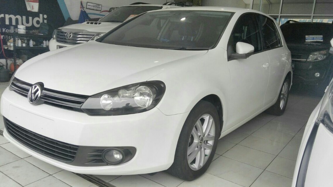 Vw Golf 1 4 Tsi At Tahun 2012 Mobil Motor Mobil Untuk Dijual Di Carousell