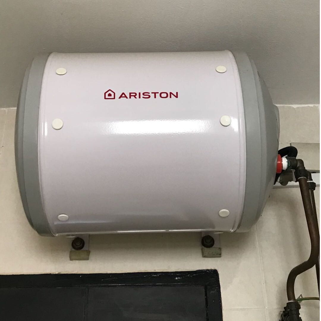 Ariston Storage Water Heater INOX- AA25, TV u0026 Home Appliances, Water Heater  u0026 Instant Showers on Carousell