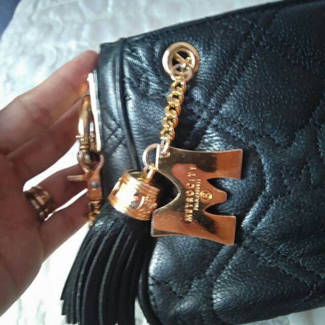 Authentic Metrocity.. With serial number, Luxury, Bags & Wallets on  Carousell