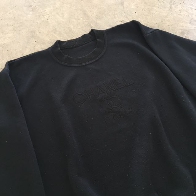CHANEL BOOTLEG BLACK EMBROIDERED PULLOVER Men s Fashion Tops