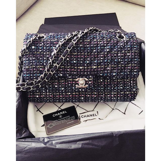 Chanel tweed hot sale double flap bag