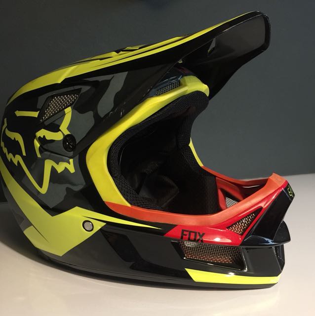 Fox Rampage Pro Carbon DH Helmet 