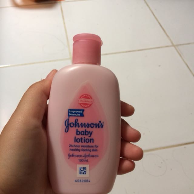 Jhonsons Baby Lotion 100ml Masih Banyak Bgt 99 Nego Bisa Bayi Anak Lainnya Di Carousell