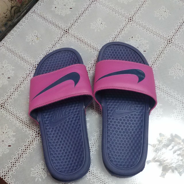 sporty slippers