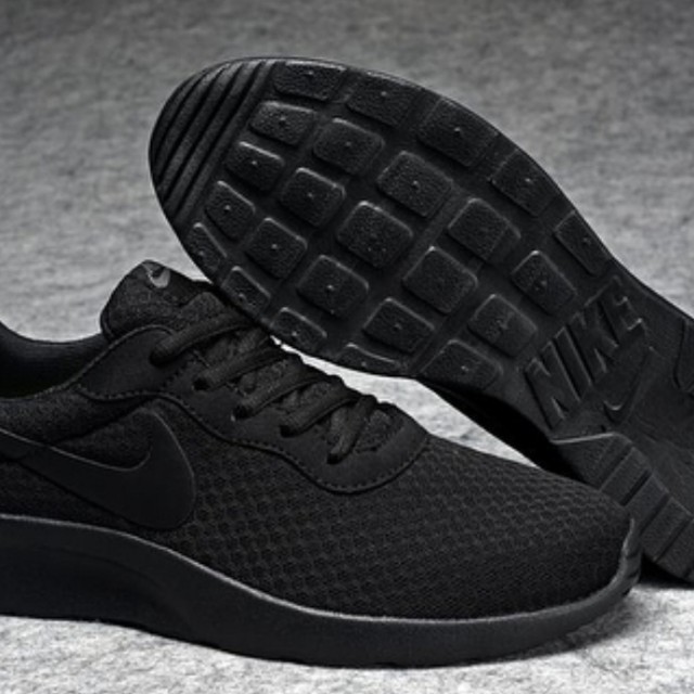 PO NIKE TANJUN ALL BLACK