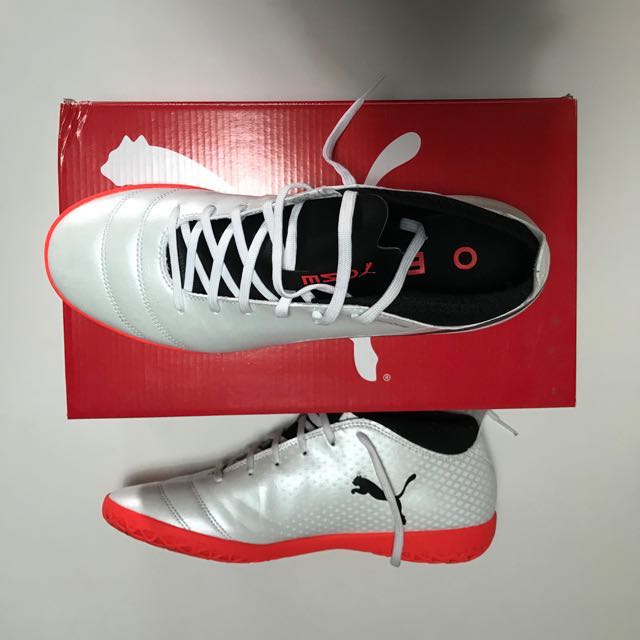 Kasut futsal hotsell puma 2018
