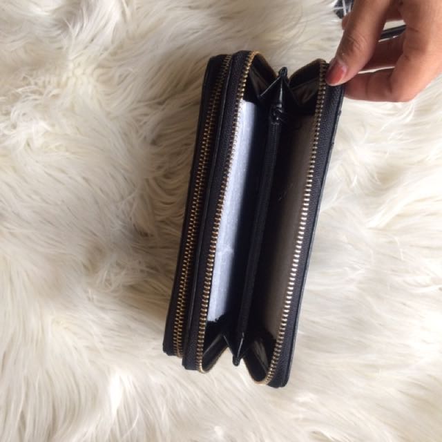 Rebecca Rifka Wallet Us Brand Preloved Women S Fashion Bags Rebecca Rifka Wallet Us Brand Preloved Women S Fashion Bags Wallets On Carou