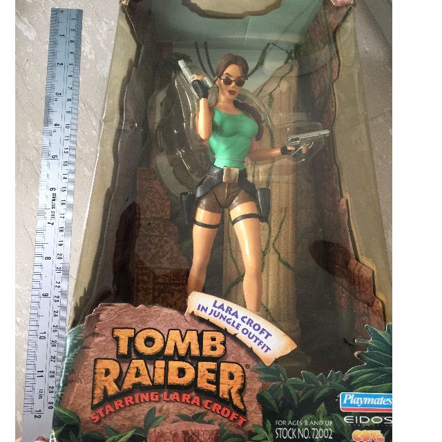Tomb Raider Lara Croft collectible action figure classic outfit, Hobbies &  Toys, Toys & Games on Carousell