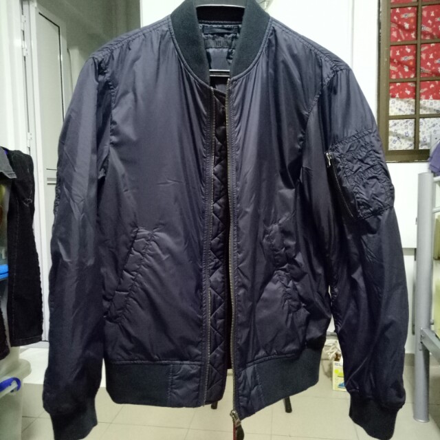 Uniqlo Dark Blue Bomber Jacket Size S, Men's Fashion, Tops & Sets ...