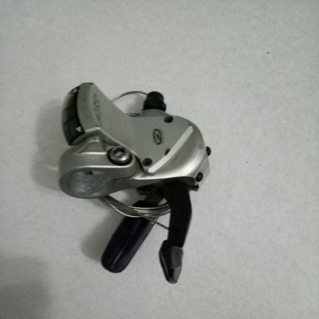 XT 9 speed rear shifter, Sports Equipment, Bicycles & Parts, Bicycles