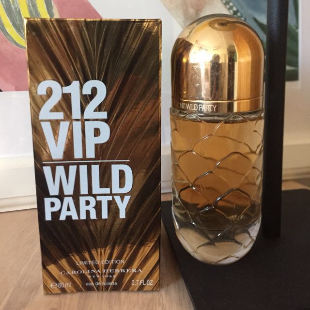 Carolina herrera 212 vip wild store party limited edition