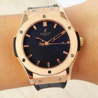 Hublot Classic Fusion 18ct Rose Gold 42mm Mens Watch 541.OX.1180.LR :  Clothing, Shoes & Jewelry 