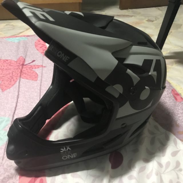 Helm full face 661 sale