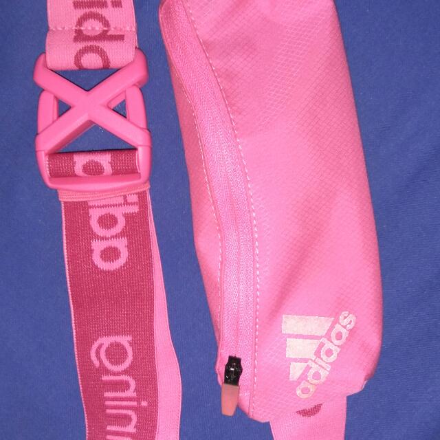 tas pinggang adidas untuk lari