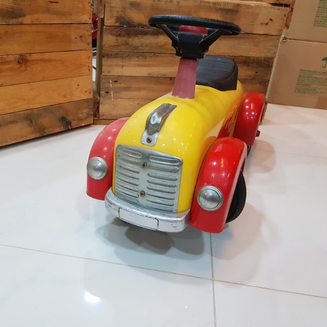 Collectors Metal Ride-On/ Kick Ride Vintage Car, Hobbies & Toys, Toys ...