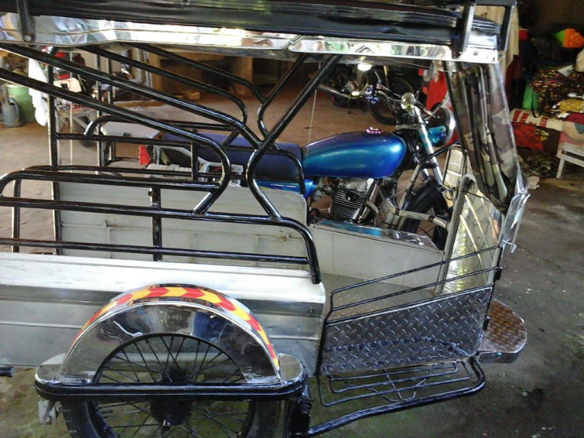 Back to back tricycle cheap