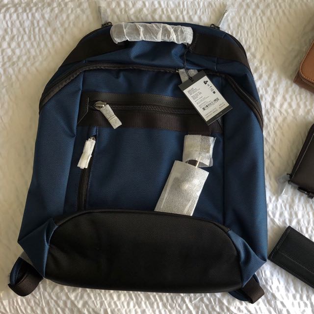 Bertona backpack top