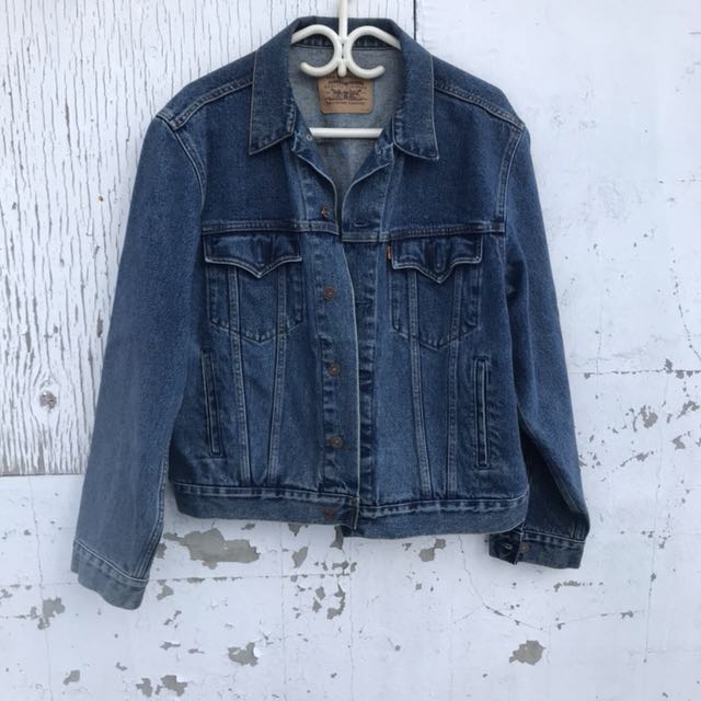 levi blue jean jackets