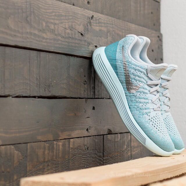 nike lunarepic low blue