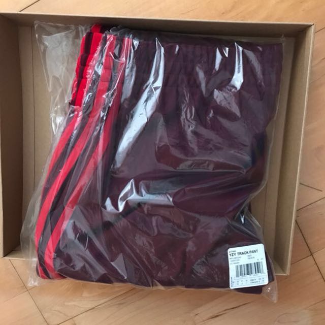 Adidas yeezy calabasas discount track pants maroon
