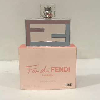 Fan di Fendi Blossom