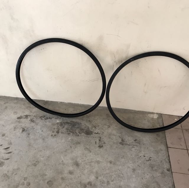 700cc trainer tire