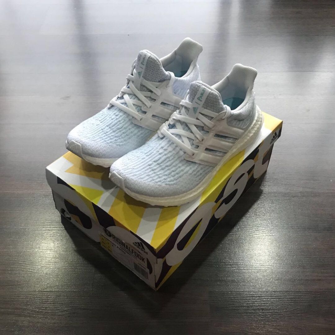 Adidas ultra boost outlet x coral