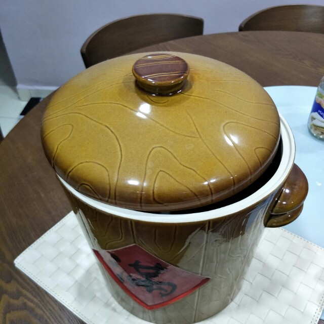 Claytan Ceramic Rice Container(10kg), Furniture & Home Living, Kitchenware & Tableware, Food