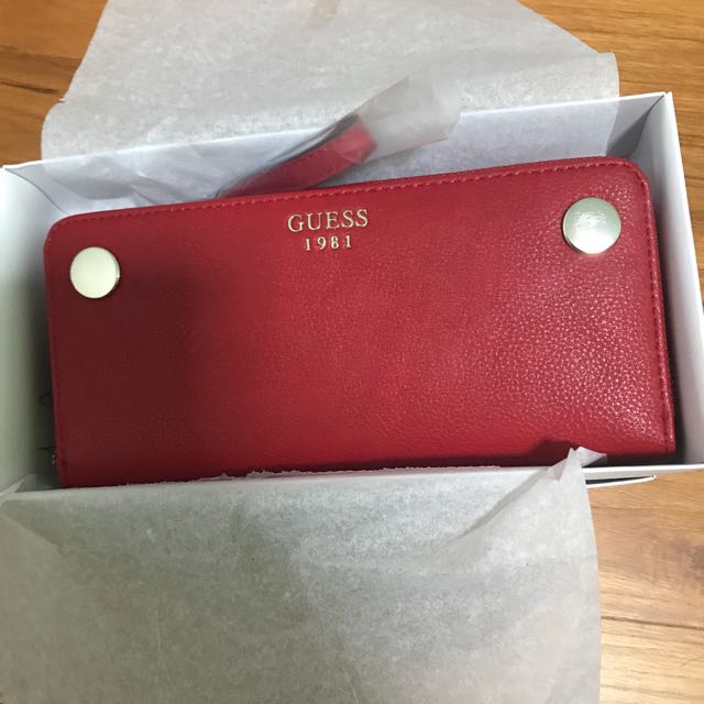 Guess Wallet Women S Fashion Bags Wallets On Carousell