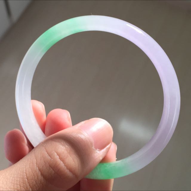 Jade Bangle (Category: Watches) located in Singapore. Submitted by kayakkite (Listing ID 33647426, Image 2). Description: Note: This bangle is not Grade A..