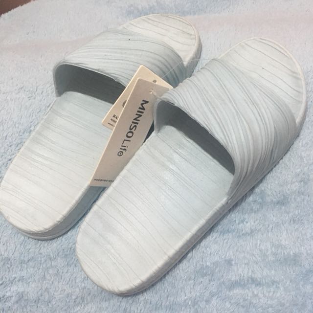 Sandal slip hot sale on miniso