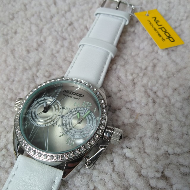 Nu Pop Crystal Embezzled White Leather Watch Women S Fashion Watches Accessories Watches On Carousell
