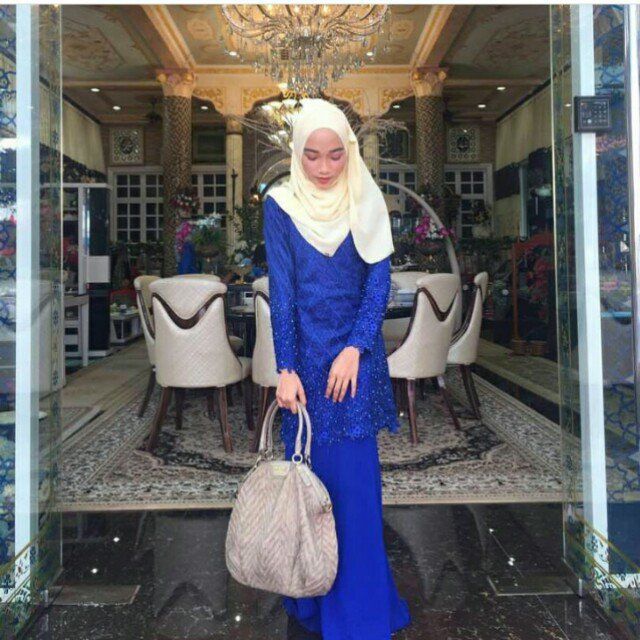 Royal blue store dress muslimah