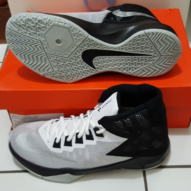 sepatu basket nike zoom devosion sepatu basket nike zoom devosion
